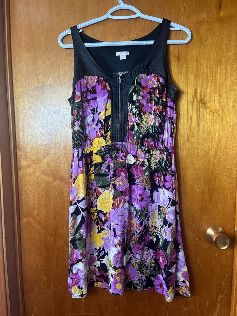 Woman’s Xhilaration Floral Zip-Front Sleeveless Dress - Purple & Black Medium